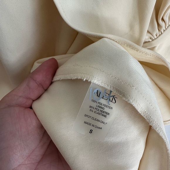 Alexis Ivory Shey Satin Side Slits Crepe Style V-Neckline Dress size S - Picture 8 of 11